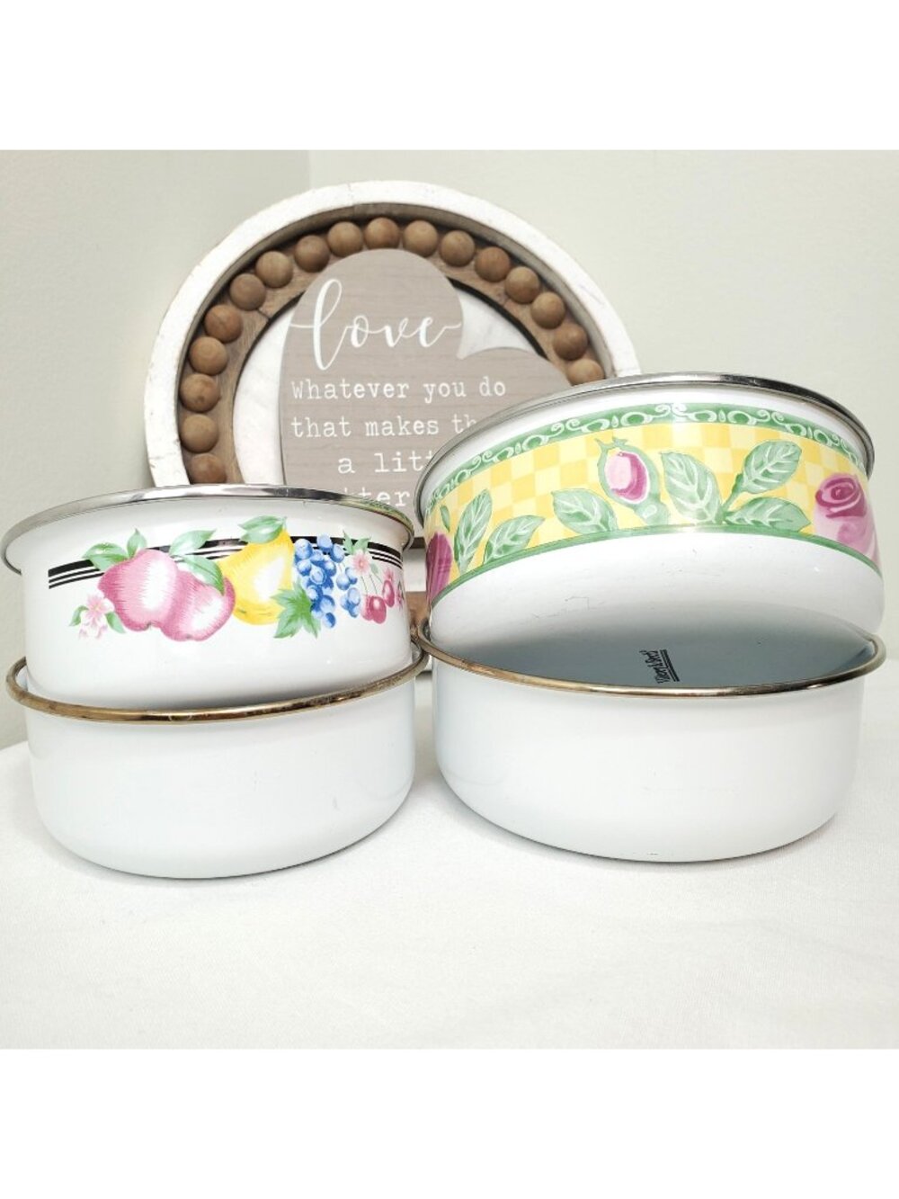 Lot of 4 Enamelware Serving Bowls Fruit Pattern GMI Villeroy Boch White Mix READ